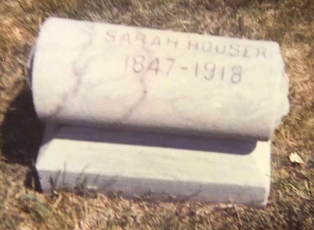 Sarah Carter Murch Lehman Houser's tombstone at Lakewood Cemetery, Akron, Ohio.